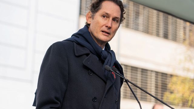 “Vale oltre 2 miliardi. Il no di Elkann? Tether rilancerà”