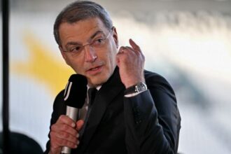 Comolli incompetente, screanzato e maleducato anche con i membri del Cda, ha fatto solo guai