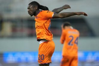 il paragone con Gesù scatena i tifosi