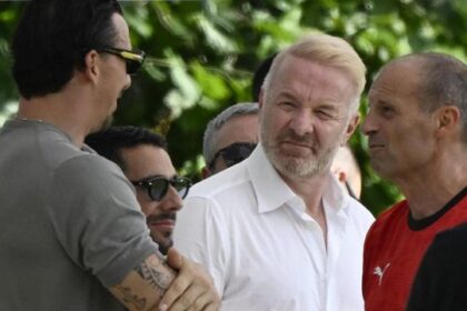 ha lo stesso agente di Vlahovic, come cambierebbe l'attacco. E scoppia la polemica su Tare