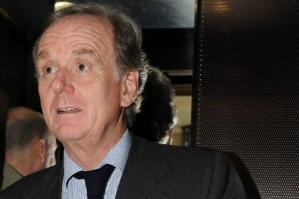 Tether rilancia con nuova offerta, Cobolli Gigli stronca Elkann