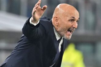 le domande su Openda e Zeghrova che l'hanno irritato e la frecciata a De Laurentiis