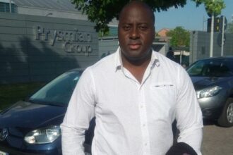 Bufera su Sportitalia, parla l'opinionista di colore e si sente sullo sfondo la canzone dei Watussi