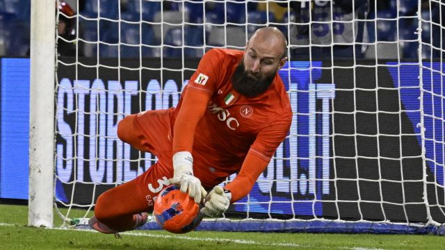 para-rigori e pure rigorista, l'intuizione di Mihajlovic e il dilemma di Conte