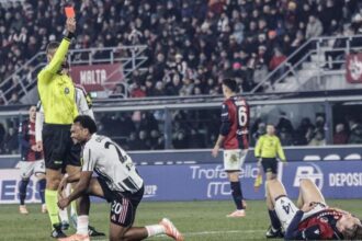 rigori negati, gol annullato e rosso diretto, che caos