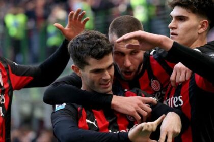 Pulisic la stappa, si sblocca Nkunku, magie di Modric, Allegri è primo ma s'arrabbia