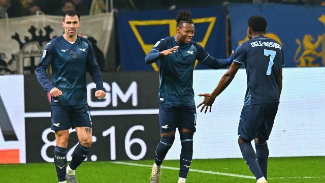 follia Zaccagni-Basic due rossi diretti, Noslin fa vincere i biancocelesti in nove