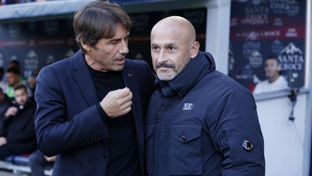 Conte accusa tutti di memoria corta, Italiano chiede aiuto a Baggio