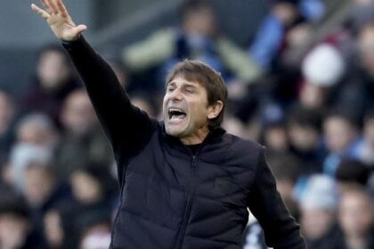 Napoli, Conte dà appuntamento a tutti a lunedì sera poi spiega il caso-Lukaku