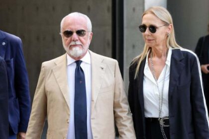 De Laurentiis non fa passi indietro, la mossa per blindare Conte