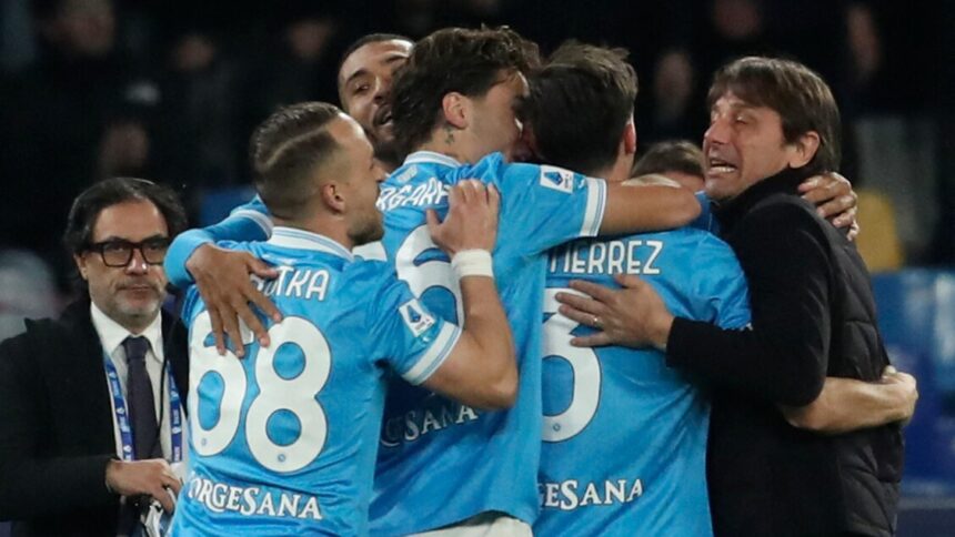 Il Napoli soffre e batte la Fiorentina, ma perde Di Lorenzo per infortunio - Calcio