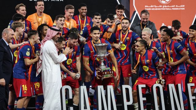 gol, errori, veleni e un rosso. Super Vinicius ma è festa blaugrana