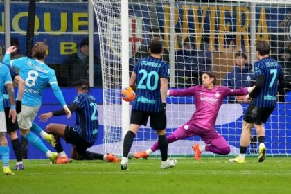 Dimarco e poi Calhanoglu. Ma tra i partenopei c'è l'immortale McTominay