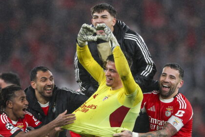 Champions League: Lucida follia di Mourinho, ma l'eroe é Trubin il portiere goleador - Calcio