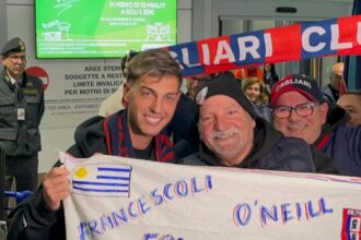 Cagliari, festa in aeroporto per il giovane uruguaiano Albarracin - Calcio