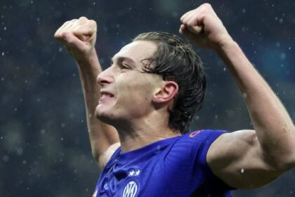 Inter, follie per Pio Esposito: rifiutata offerta choc. Ma il paragone di Iacchetti scatena il web: "Come Van Basten"