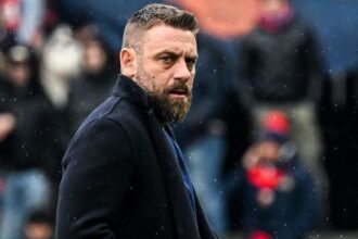 serata surreale tra polemiche, ritorno a casa e battute