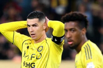 la reazione al cambio e il gesto dei ladri