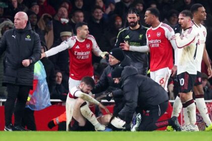 grave infortunio per la stella dell'Irlanda del Nord, follia di Martinelli sul terzino