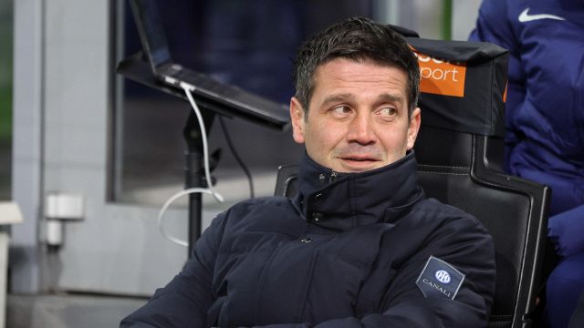 le formazioni ufficiali. Thuram, Pio Esposito, Mkhitaryan, le scelte di Chivu e Cuesta