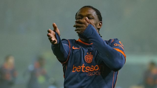 Thuram, Sucic, Bastoni, le scelte di Chivu