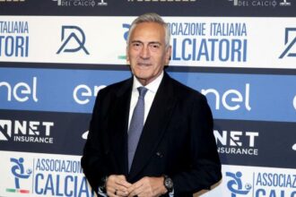 La Figc sgambetta De Laurentiis sul mercato, cosa serve per evitare il blocco: lo scenario