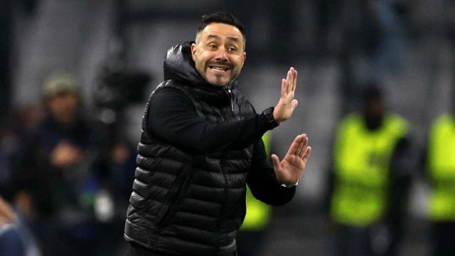le accuse al tecnico. E anche il Manchester United lo scarica