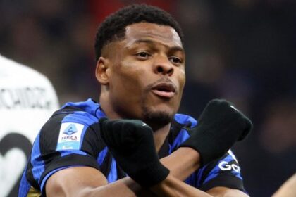 il Liverpool piomba su Dumfries, ecco il piano B di Marotta. Asta per Frattesi, è lotta a tre