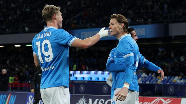 il Var castiga di nuovo Conte, gol annullato a McTominay, furia Maradona, Marelli chiarisce