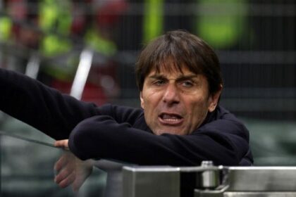 l’accusa del grande ex Alessandro Renica scatena i tifosi