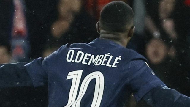 gol alla Maradona, anche Chevalier incredulo e Luis Enrique torna primo