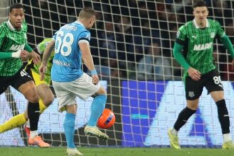 Lobotka rianima il Maradona ma che fatica, altri tre infortunati per Conte