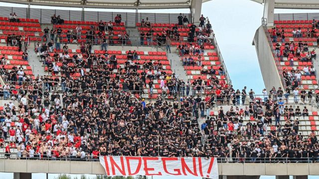 la città contesta, cosa ha chiesto Longo sul mercato