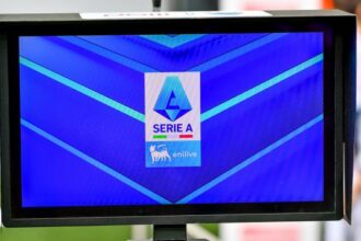 Arbitri nel caos, VAR impazzito e rigori contestati: come se ne esce?