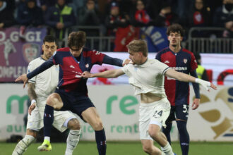 Il Cagliari resiste anche in 10: la Lazio non va oltre lo 0-0 - Calcio