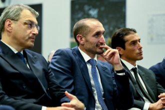 Comolli risponde a Marotta: "Chiellini talentuoso anche da dirigente"