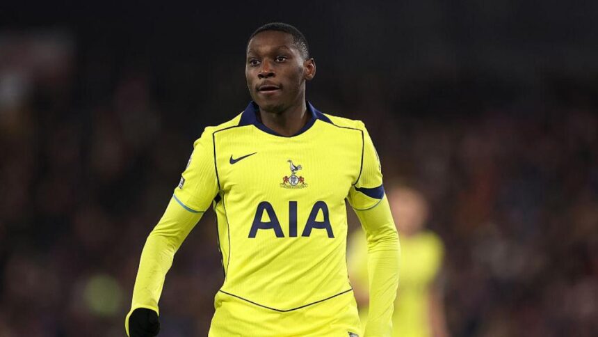 Juve: Kolo Muani in salita, il Tottenham fa muro. Si avvicina Holm