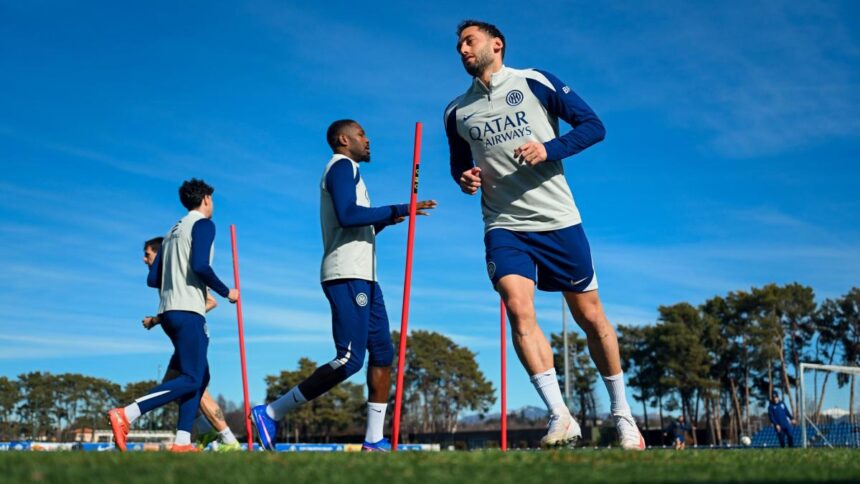 L'Inter si allena sul sintetico in vista della partita contro il Bodo Glimt in Champions