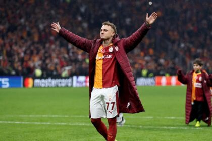 Champions League, Lang incanta Istanbul e Napoli adesso lo rimpiange