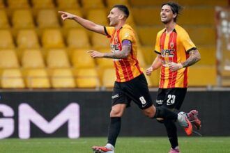 vince al 102' dopo un rigore sbagliato al 93'