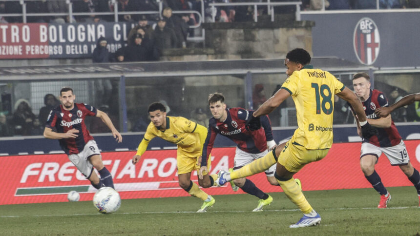 Il Milan risponde all'Inter. Vittoria a Bologna con Loftus-Cheek, Nkunku e Rabiot - Calcio