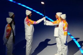 Franco Baresi, il peggio è passato. L'emozione per la torcia olimpica e l'ammissione: "E' stata dura"