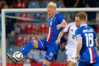 scritta la storia due volte. Le reazioni dall'arcipelago per un passaggio epocale