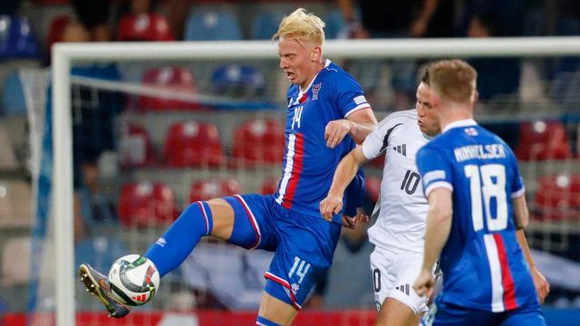 scritta la storia due volte. Le reazioni dall'arcipelago per un passaggio epocale