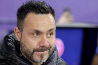 protesta al Velodrome, ma col Rennes torna la vittoria