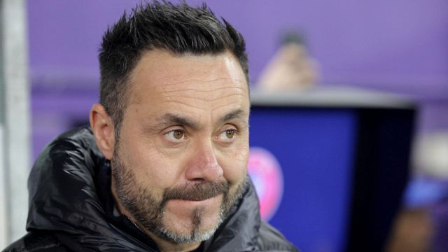 protesta al Velodrome, ma col Rennes torna la vittoria