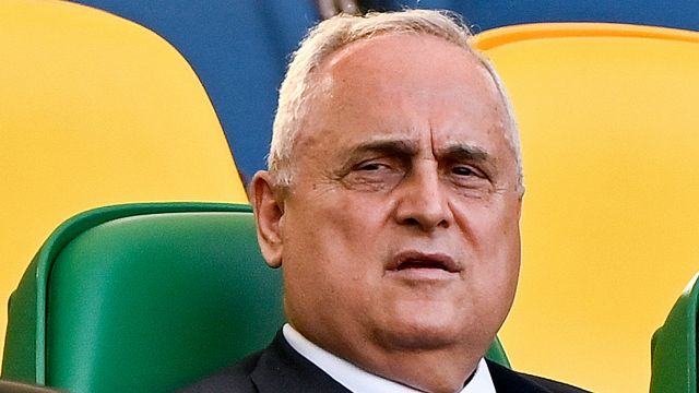 Lazio, tra caos Romagnoli e contestazione dei tifosi Lotito sorride: ecco il motivo