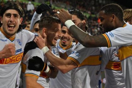 Serie A, il Lecce piega il Cagliari con Gandelman e Ramadani e stravolge gli equilibri della lotta salvezza