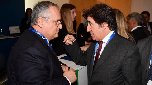 gli ultrà granata alzano il tono della protesta