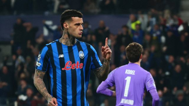 Scamacca e Kane diventano Pokemon